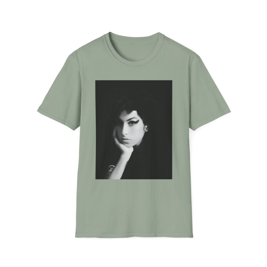 Amy Winehouse Portrait Unisex Softstyle T-Shirt