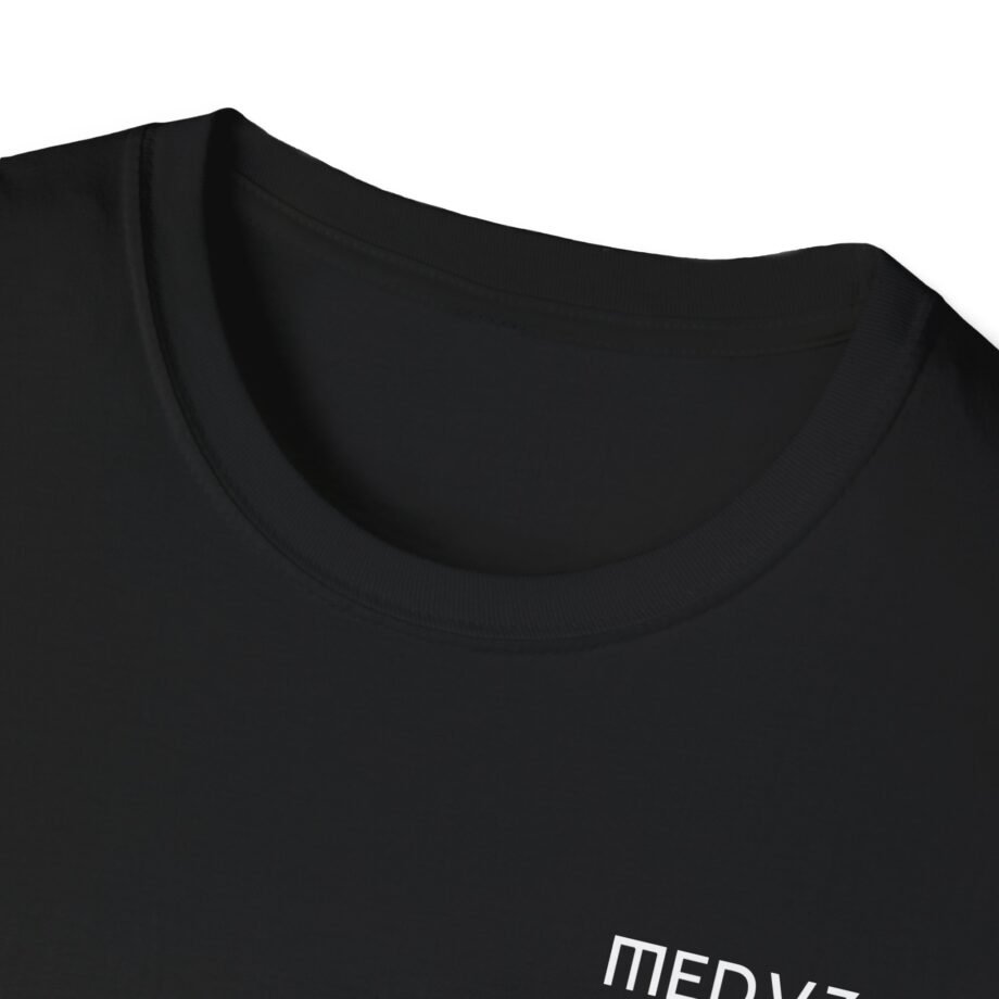 Meduza Serpente Circle Unisex Softstyle T-shirt