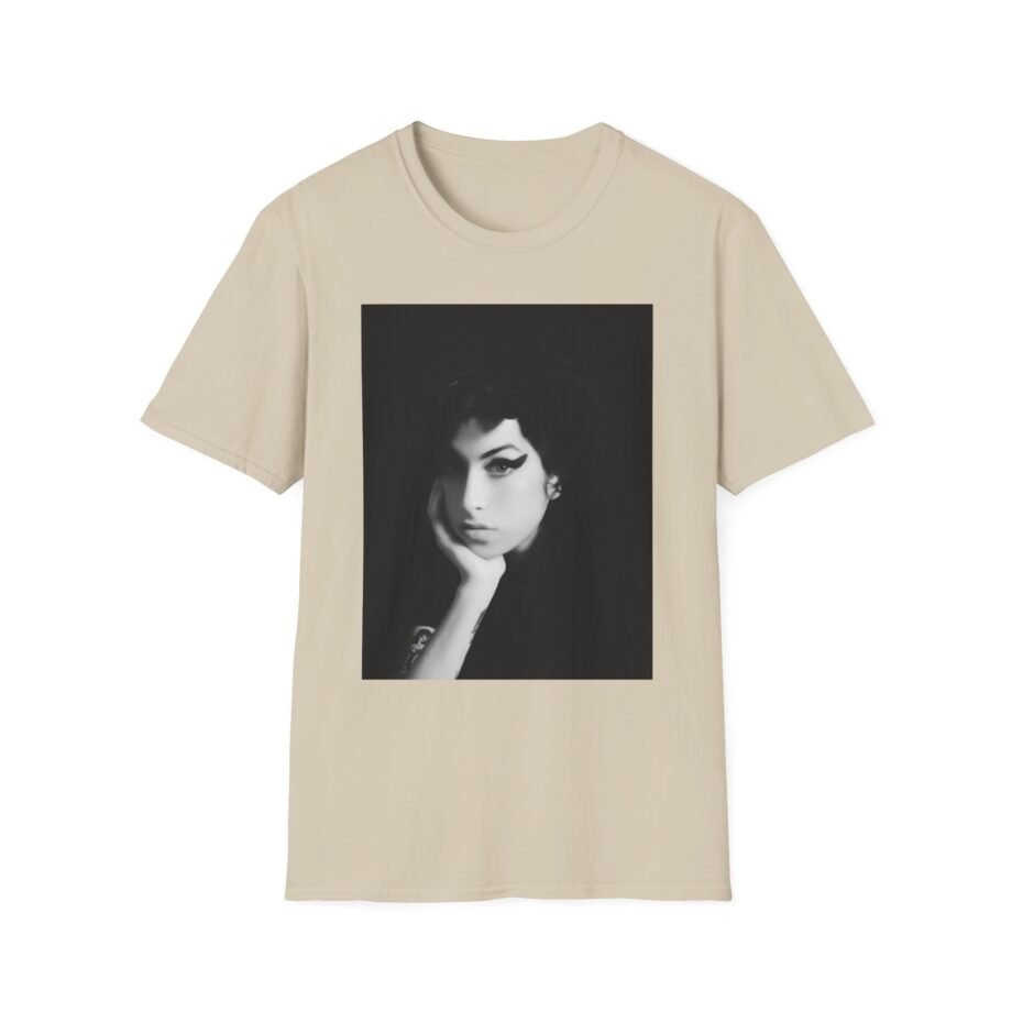Amy Winehouse Portrait Unisex Softstyle T-Shirt