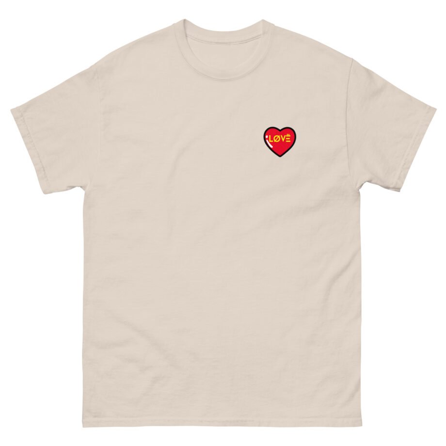 Aaron Carter All we need is LØVË Unisex classic tee